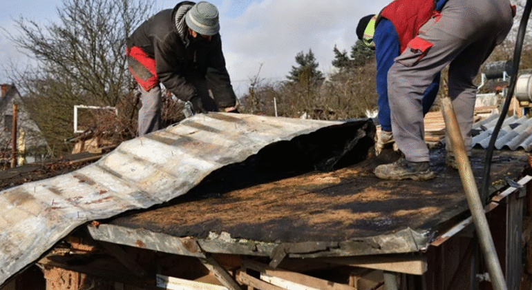 Dakslopers.nl afbeelding 40 - Dakverwijdering project